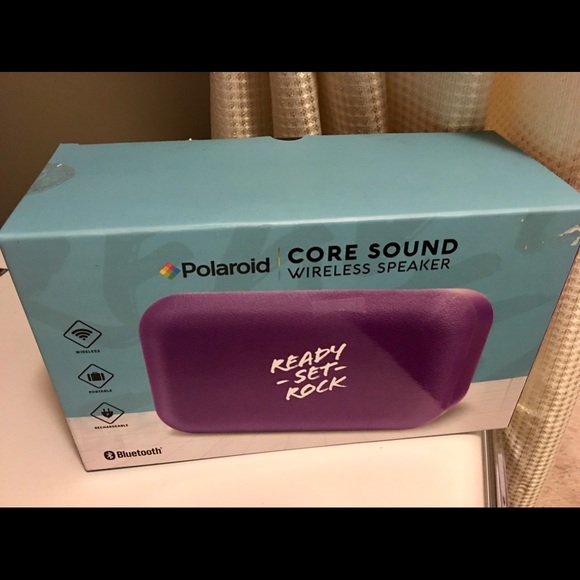 NIB Polaroid Core Sound Bluetooth Wireless Speaker - Picture 2 of 8